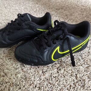 Nike Kids Black and Neon Yellow Sneakers